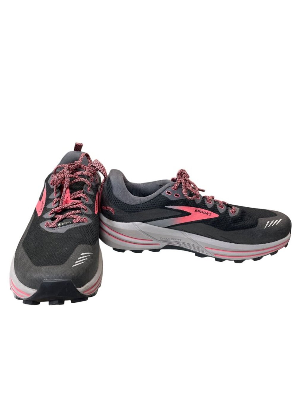 Brooks Cascadia 16 Gore Tex mens black pink trail run sneakers sz 12B SKU 10-729
